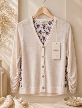 Blushed Women's Cream Button-Front Cardigan